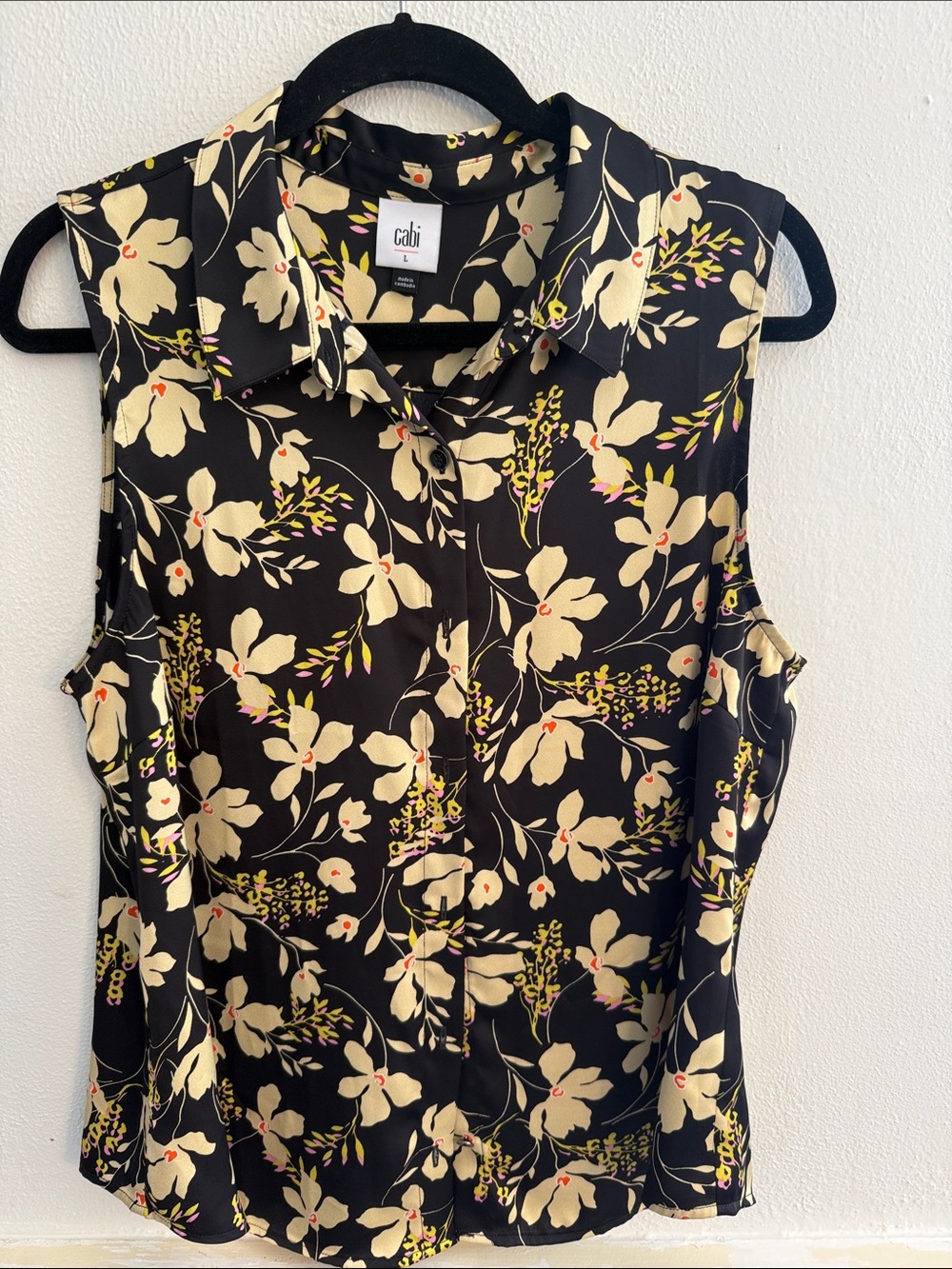 CAbi Black Cream Floral Sleeveless Button-Front Top